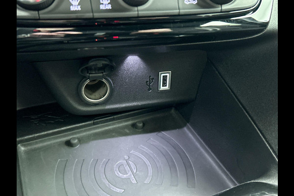 Opel Corsa 1.2 Turbo 136pk Hybrid GS Automaat Navigatie Apple Carplay/ Android Auto Camera Parkeersensoren Cruise Control Stoel- en stuurverwarming Airco Lichtmetalen velgen Getinte ramen