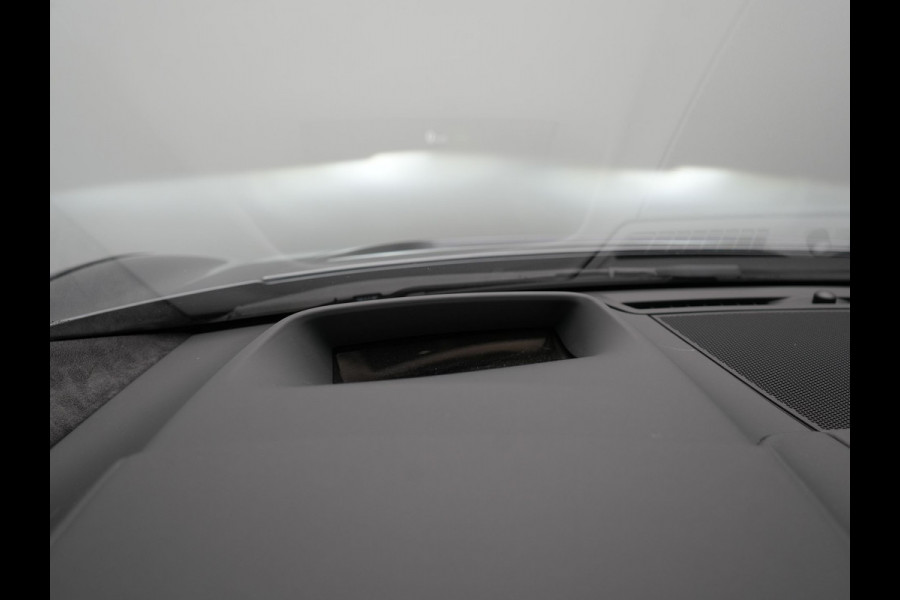 Jaguar I-PACE EV400 R-Dynamic 90kWh HSE FACELIFT MODEL INCL BTW | Luchtvering | Panodak | Adaptive Cruise | Lederen Kuipstoelen Memory & Ventilatie | Alcantara Hemel |  22"L.M | Head Up | Meridian Sound | Keyless | Apple Carplay |