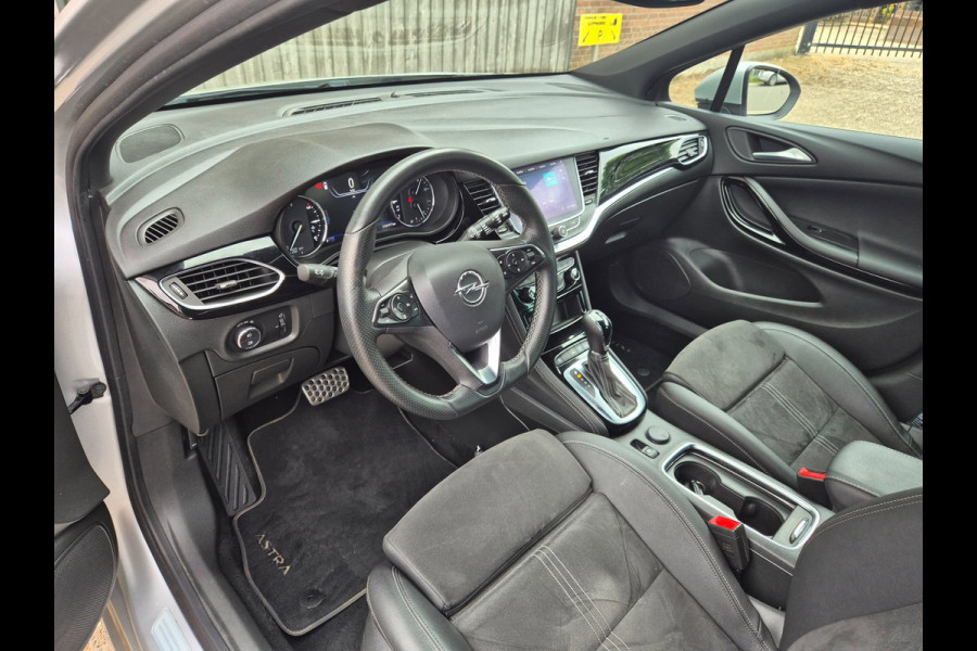 Opel Astra Sports Tourer 1.4 Ultimate Automaat, Trekhaak, Navi, LED, NAP