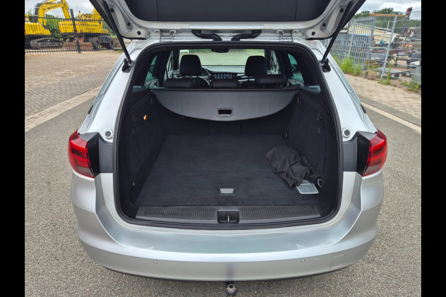 Opel Astra Sports Tourer 1.4 Ultimate Automaat, Trekhaak, Navi, LED, NAP