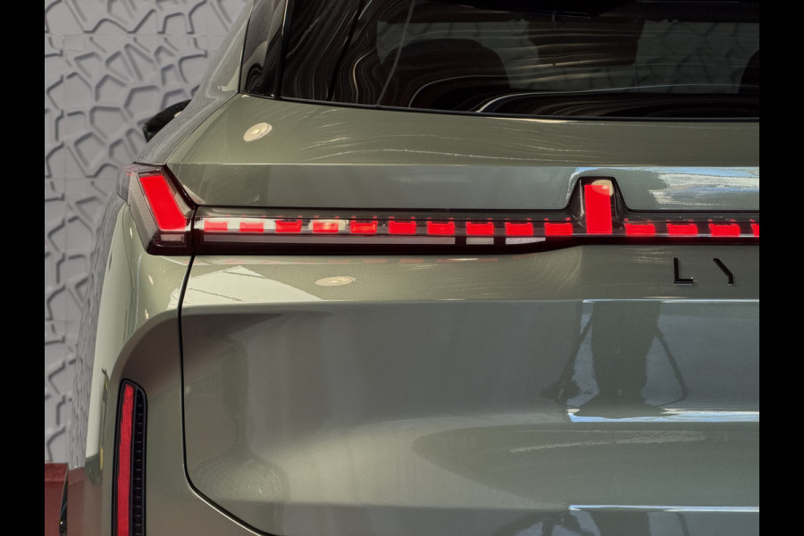 Lynk & Co 08 ULTIEME LUXE 2026 | 345PK PHEV | 200KM EV-BEREIK | MASSAGE & GEVENTILEERDE STOELEN | PANORAMADAK | MATRIX LED | HARMAN KARDON |  PHEV