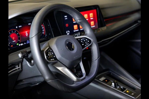 Volkswagen Golf 1.5 eTSI R-Line Business+ / 150pk / Achteruitrij camera / Stoelverwarming /