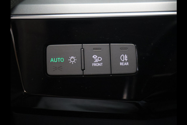 Audi e-tron Sportback 55 quattro edition 95 kWh [CRUISE CONTROL, PDC V+A, ELEKTRISCHE ACHTERKLEP, DIGITAL DASH, LED, MULTIFUNCTIONEEL STUURWIEL, BLUETOOTH, CLIMATE, NIEUWSTAAT]