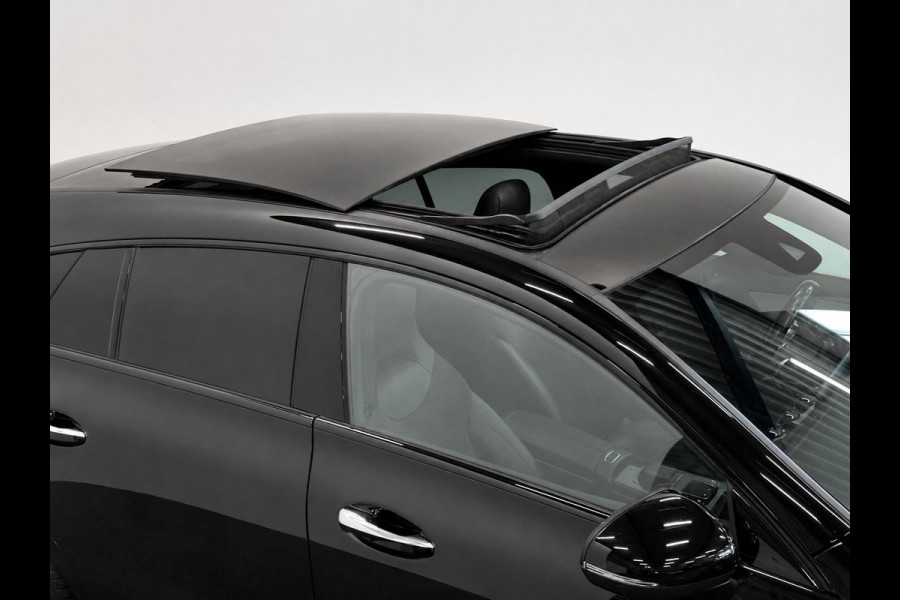Mercedes-Benz CLA-Klasse Shooting Brake 180 Business Solution AMG Panoramadak Trekhaak Multibeam LED Nightpakket