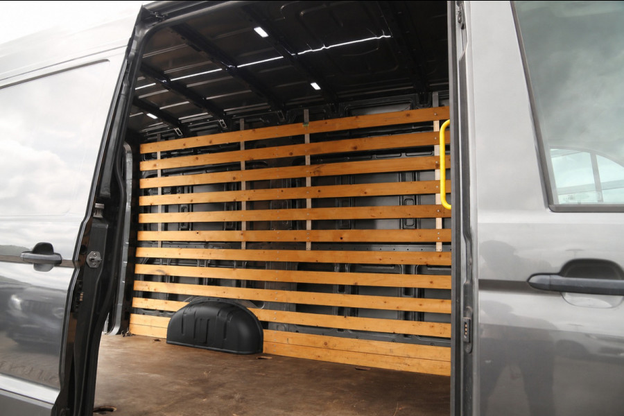 Volkswagen Crafter 2.0 TDI 140 | Aut. | Laadklep | Camera | Navi | Cruise | Airco..