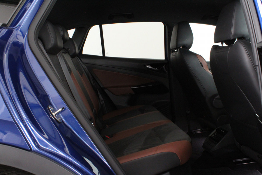 Volkswagen ID.4 Business 77 kWh > Warmtepomp/Trekhaak/Zwart dak/Styling-pakket