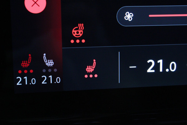 Volkswagen ID.4 Business 77 kWh > Warmtepomp/Trekhaak/Zwart dak/Styling-pakket