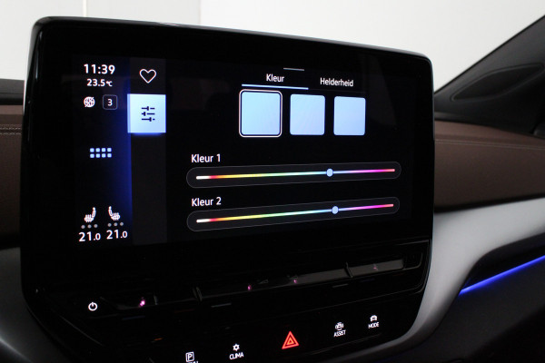 Volkswagen ID.4 Business 77 kWh > Warmtepomp/Trekhaak/Zwart dak/Styling-pakket