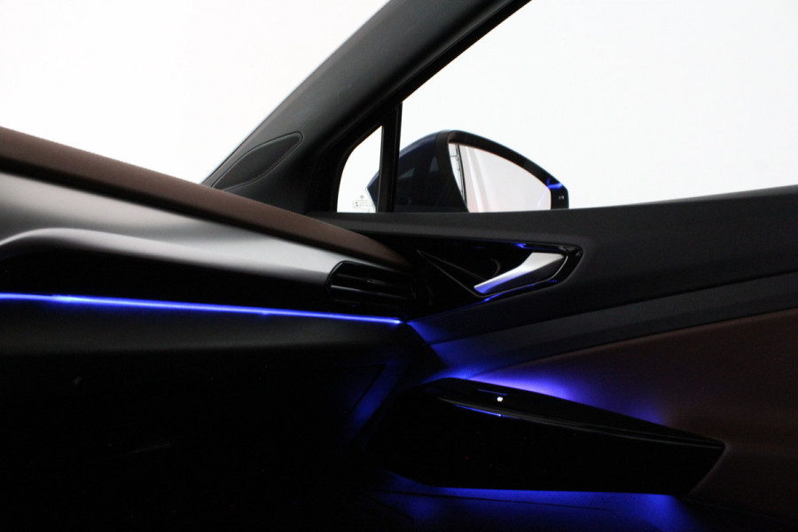 Volkswagen ID.4 Business 77 kWh > Warmtepomp/Trekhaak/Zwart dak/Styling-pakket