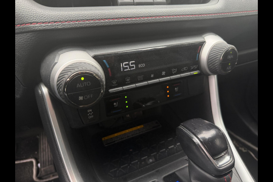 Toyota RAV4 2.5 Plug-in Hybrid AWD Bi-Tone Plus . PANORAMA-DAK . STOEL VENTILATIE & VERWARMING . NAVIGATIE . JBL AUDIO .