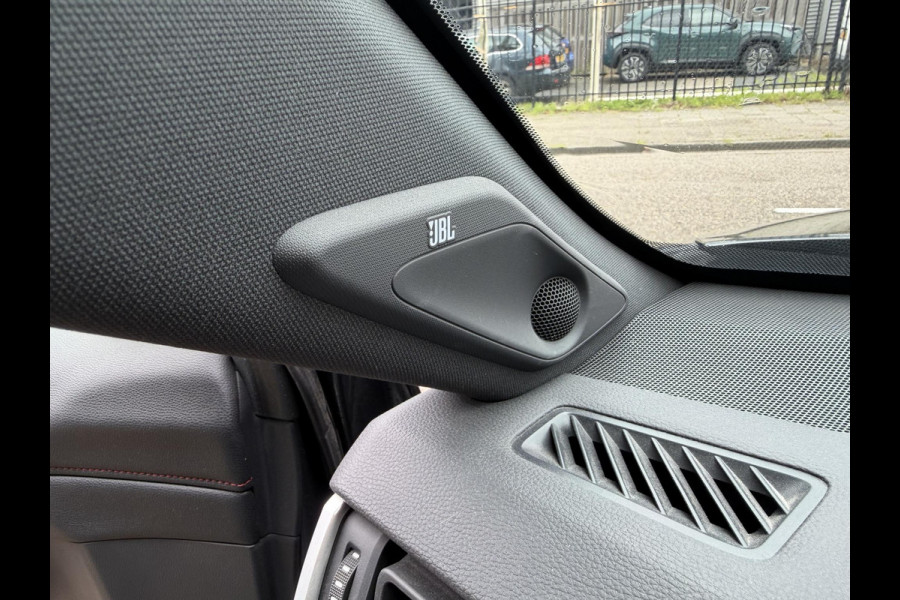 Toyota RAV4 2.5 Plug-in Hybrid AWD Bi-Tone Plus . PANORAMA-DAK . STOEL VENTILATIE & VERWARMING . NAVIGATIE . JBL AUDIO .