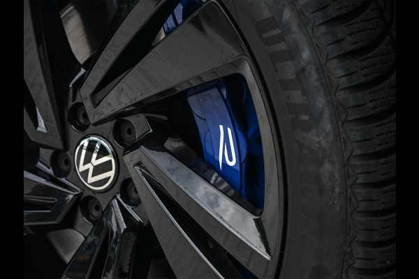 Volkswagen Touareg 3.0 TSi eHybrid 4MOTION Elegance | Panoramadak | Luchtvering | Stoelventilatie + Massage | HUD | 360 Camera | Ambiance Interieur | Trekhaak | Adaptive Cruise | IQ Light |