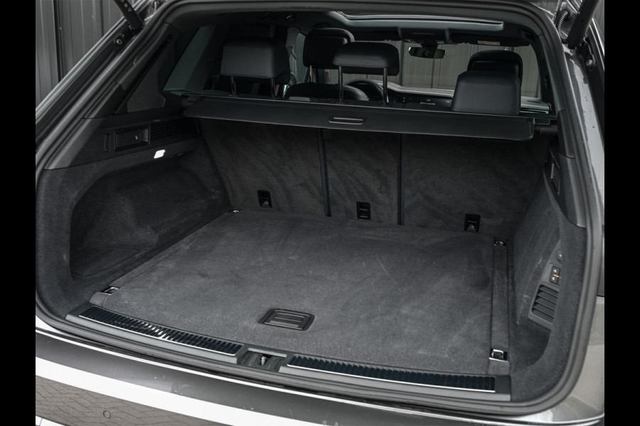 Volkswagen Touareg 3.0 TSi eHybrid 4MOTION Elegance | Panoramadak | Luchtvering | Stoelventilatie + Massage | HUD | 360 Camera | Ambiance Interieur | Trekhaak | Adaptive Cruise | IQ Light |