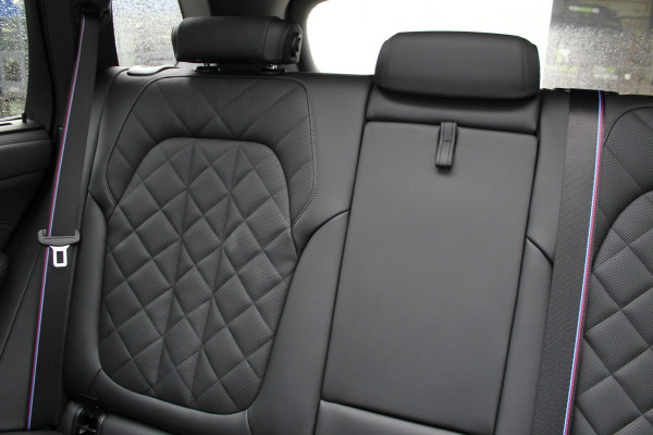 BMW X5 xDrive50e M-Sport Pro | Vierwielbesturing | Stoelverwarming/koeling | Panoramadak | Trekhaak |