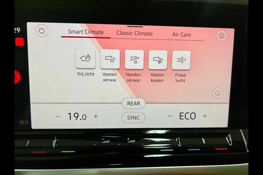 Volkswagen Multivan 1.4 eHybrid Energetic LANG 6P SOH-TEST/PANO/NAVI/V-COCKPIT/SFEERVERL/DAB/CARPLAY/TREKHAAK///