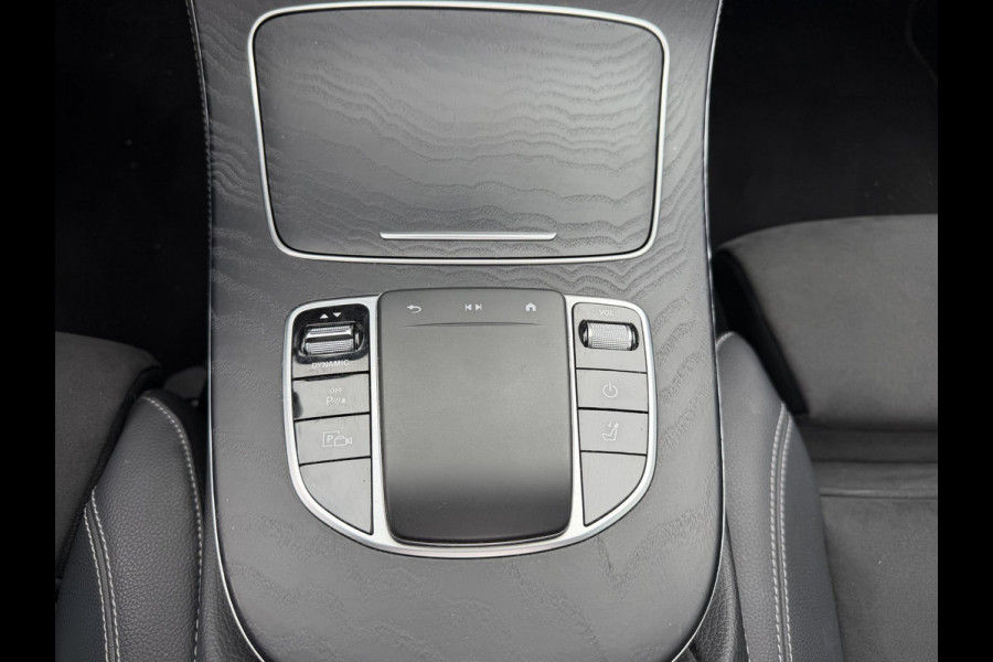Mercedes-Benz E-Klasse Estate 300 e AMG Line 18"/Trekhaak/Panoramadak/Burmester/Dodehoek/360 camera/Elektrische klep/Apple Carplay & Android Auto
