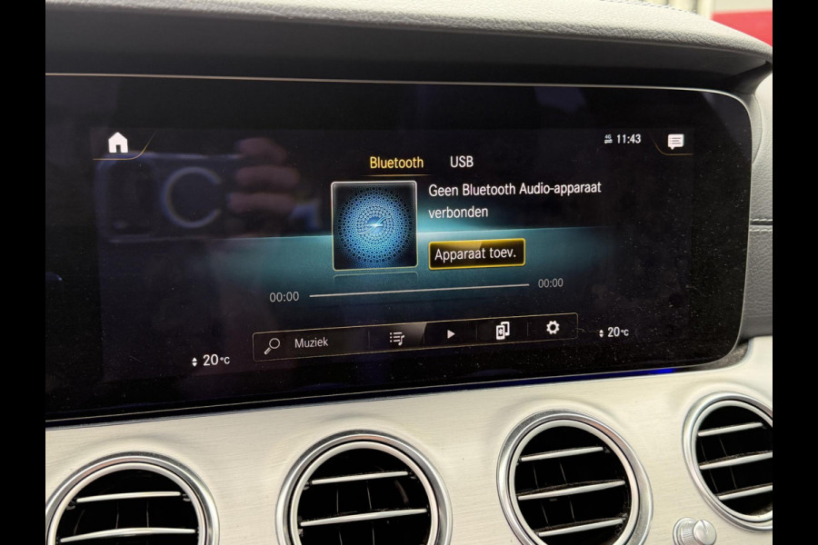 Mercedes-Benz E-Klasse Estate 300 e AMG Line 18"/Trekhaak/Panoramadak/Burmester/Dodehoek/360 camera/Elektrische klep/Apple Carplay & Android Auto
