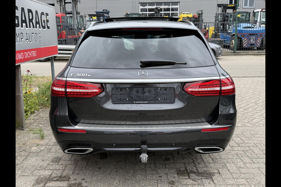 Mercedes-Benz E-Klasse Estate 300 e AMG Line 18"/Trekhaak/Panoramadak/Burmester/Dodehoek/360 camera/Elektrische klep/Apple Carplay & Android Auto