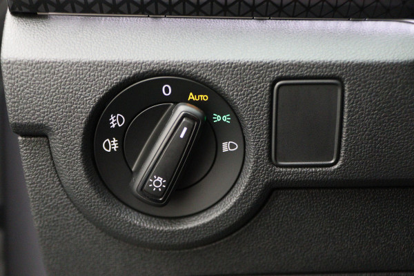 Volkswagen T-Cross 1.0 TSI Style LED, Apple Carplay, Lane Assist, ACC, Stoelverwarming, PDC