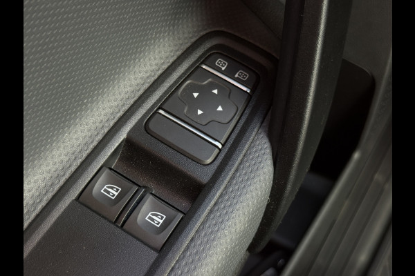 Mercedes-Benz eCitan 112 51 kWh L2 284 WLTP 98,8 (SOH)  Camera MBUX Trekhaak 75kW Snelladen Apple Carplay Cruise Control
