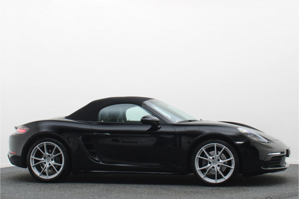 Porsche 718 Boxster 2.0 T Camera, Navigatie, Stoelverwarming, Xenon, PDC