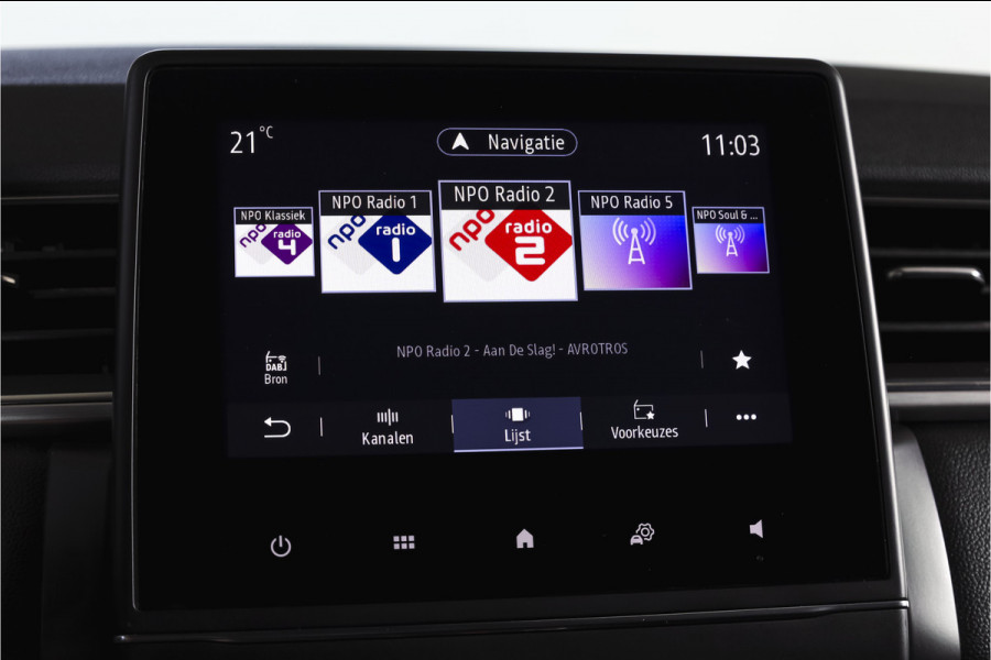 Renault Captur 1.6 E-Tech Plug-in Hybrid 160 Intens | Trekhaak | Cruise | PDC | NAV | ECC | DAB | LM 18" |