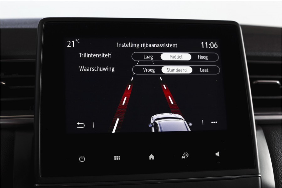 Renault Captur 1.6 E-Tech Plug-in Hybrid 160 Intens | Trekhaak | Cruise | PDC | NAV | ECC | DAB | LM 18" |