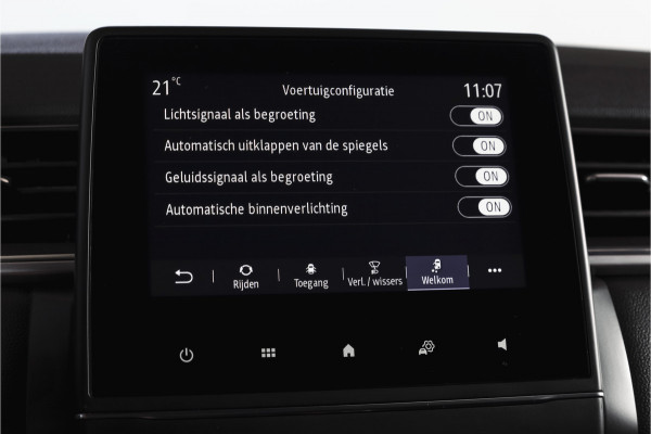 Renault Captur 1.6 E-Tech Plug-in Hybrid 160 Intens | Trekhaak | Cruise | PDC | NAV | ECC | DAB | LM 18" |