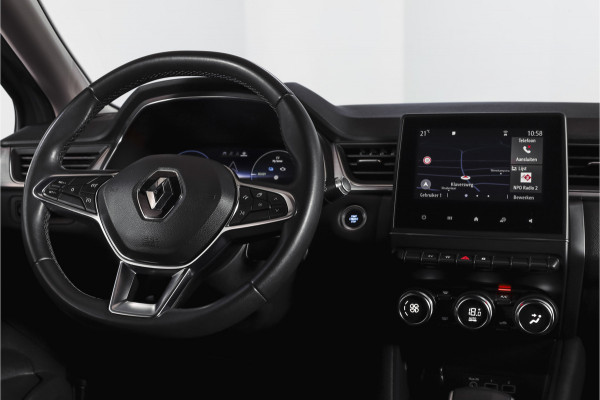 Renault Captur 1.6 E-Tech Plug-in Hybrid 160 Intens | Trekhaak | Cruise | PDC | NAV | ECC | DAB | LM 18" |