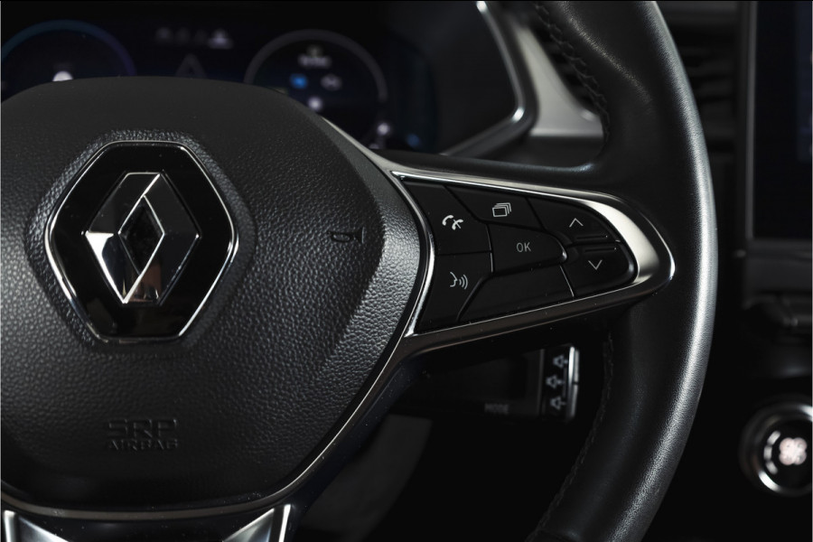 Renault Captur 1.6 E-Tech Plug-in Hybrid 160 Intens | Trekhaak | Cruise | PDC | NAV | ECC | DAB | LM 18" |