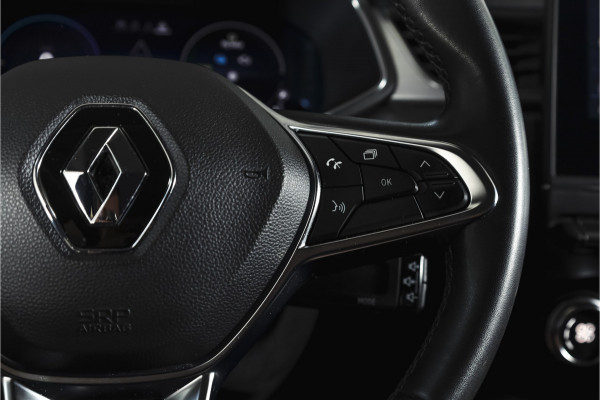 Renault Captur 1.6 E-Tech Plug-in Hybrid 160 Intens | Trekhaak | Cruise | PDC | NAV | ECC | DAB | LM 18" |
