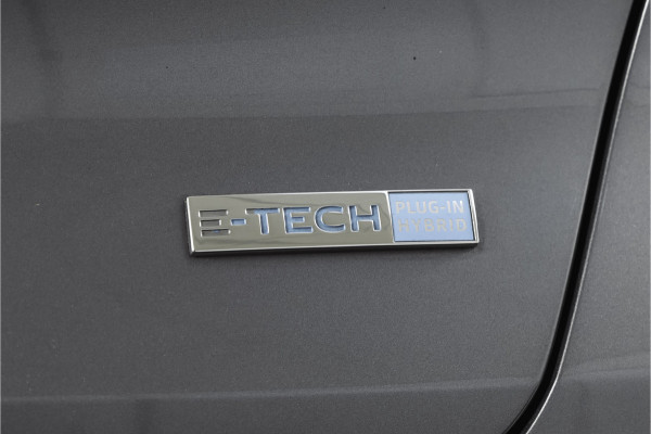 Renault Captur 1.6 E-Tech Plug-in Hybrid 160 Intens | Trekhaak | Cruise | PDC | NAV | ECC | DAB | LM 18" |