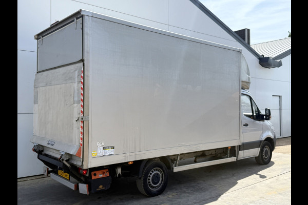 Mercedes-Benz Sprinter 317 1.9 CDI Automaat Bakwagen Laadklep Cruise Control Climate Control Meubelbak Koffer