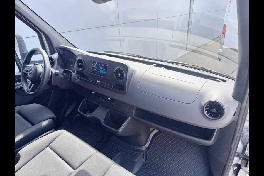 Mercedes-Benz Sprinter 317 1.9 CDI Automaat Bakwagen Laadklep Cruise Control Climate Control Meubelbak Koffer