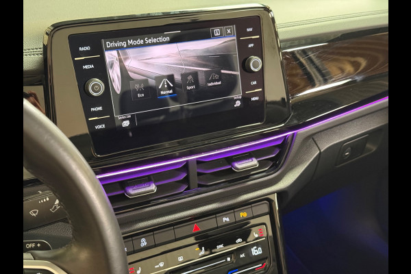 Volkswagen T-Roc Cabrio 1.5 TSI R-Line | Pano | Camera | Carplay | Sfeerverlichting | Led | Sportstoelen