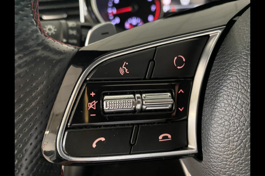 Kia ProCeed 1.6 T-GDI GT 205 PK Panoramadak /JBL Sound / stuur/stoelverw /elec achterklep /Elec stoel met geheugen