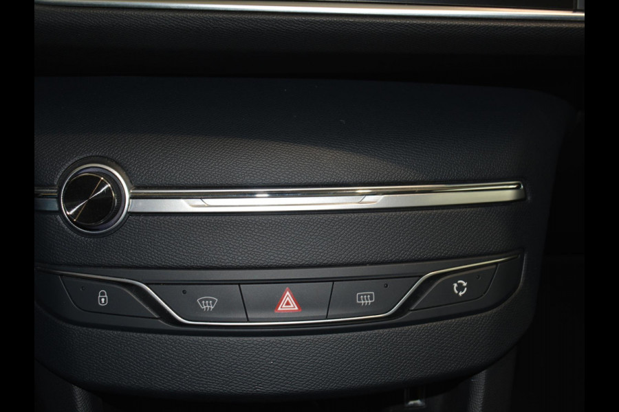 Peugeot 308 1.2 PureTech Allure | 130pk | Panoramadak | Trekhaak | Climate Control | Parkeersensoren |
