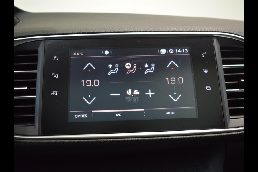 Peugeot 308 1.2 PureTech Allure | 130pk | Panoramadak | Trekhaak | Climate Control | Parkeersensoren |