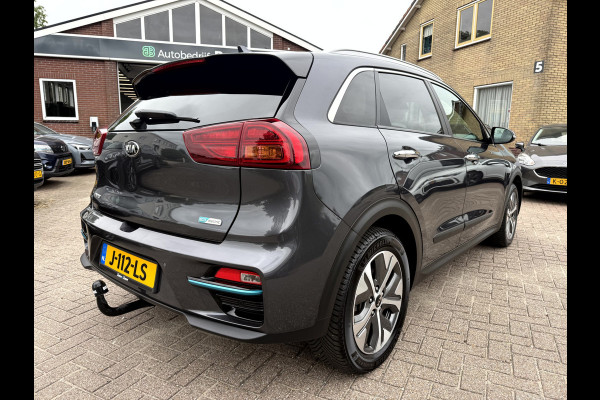 Kia e-Niro ExecutiveLine 64 kWh Trekhaak, App Connect, Leer, Camera, Stoel/Stuur Verwarming