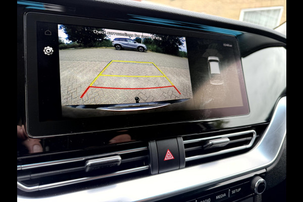 Kia e-Niro ExecutiveLine 64 kWh Trekhaak, App Connect, Leer, Camera, Stoel/Stuur Verwarming