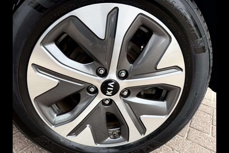 Kia e-Niro ExecutiveLine 64 kWh Trekhaak, App Connect, Leer, Camera, Stoel/Stuur Verwarming