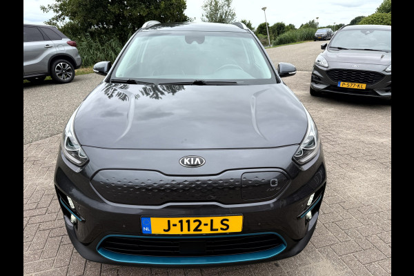 Kia e-Niro ExecutiveLine 64 kWh Trekhaak, App Connect, Leer, Camera, Stoel/Stuur Verwarming