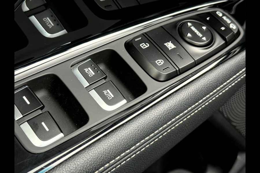Kia e-Niro ExecutiveLine 64 kWh Trekhaak, App Connect, Leer, Camera, Stoel/Stuur Verwarming