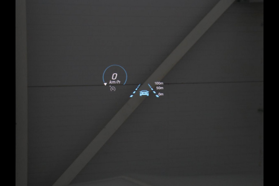 Mercedes-Benz GLA 200 AMG Line | Panoramadak | Trekhaak | Head up | Memory | Camera | Park assist | Sfeerverlichting | Full LED | Half Leder | Stoelverwarming | Cruise control | Carplay