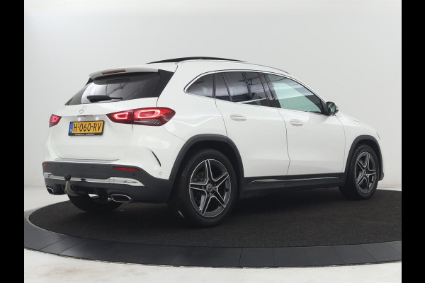 Mercedes-Benz GLA 200 AMG Line | Panoramadak | Trekhaak | Head up | Memory | Camera | Park assist | Sfeerverlichting | Full LED | Half Leder | Stoelverwarming | Cruise control | Carplay