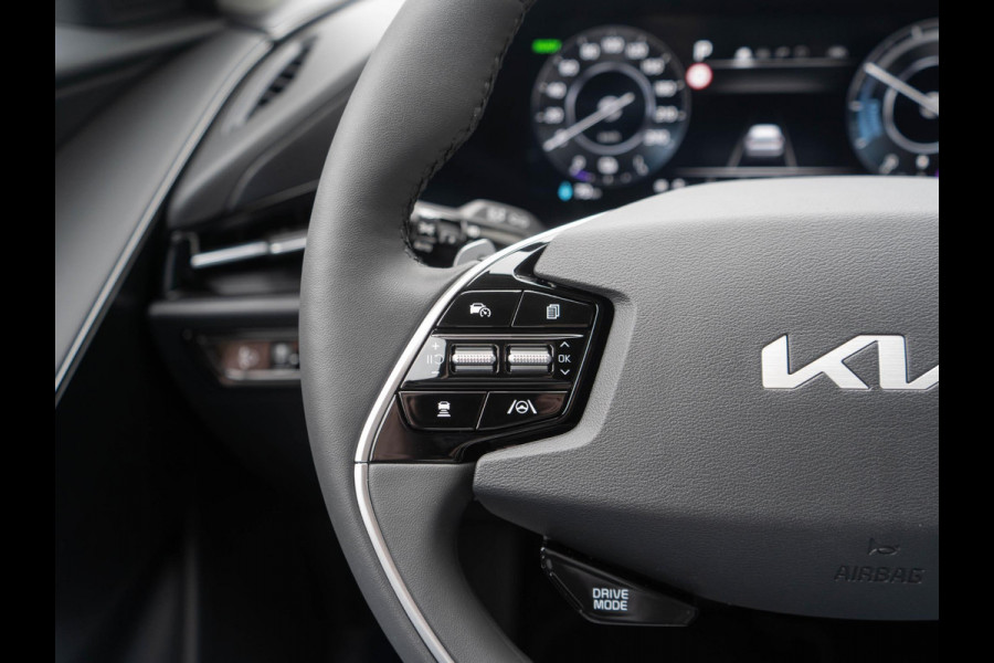 Kia Niro EV Light Advanced 64.8 kWh | Navigatie | Carplay | Adapt. Cruise | Climate | Keyless | Camera