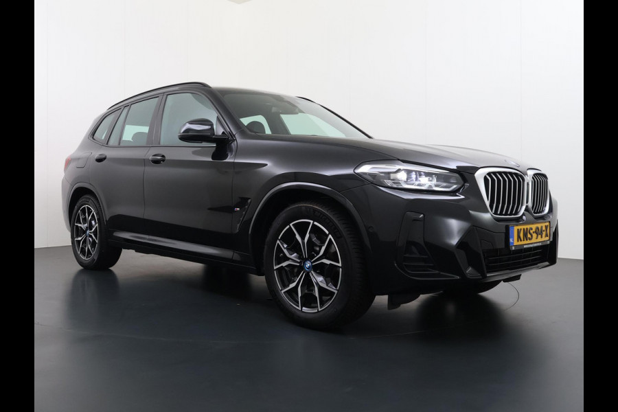 BMW X3 xDrive30e VAN: 40.900,- VOOR: 38.877,- UW WKVOORDEEL: 2.023,-PHEV | M-SPORT| DEALER ONDERHOUDEN| CAMERA| ELEKTRISCHE ACHTERKLEP| APPLE CARPLAY| RIJKLAARPRIJS