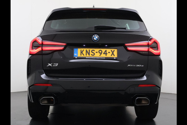 BMW X3 xDrive30e VAN: 40.900,- VOOR: 38.877,- UW WKVOORDEEL: 2.023,-PHEV | M-SPORT| DEALER ONDERHOUDEN| CAMERA| ELEKTRISCHE ACHTERKLEP| APPLE CARPLAY| RIJKLAARPRIJS