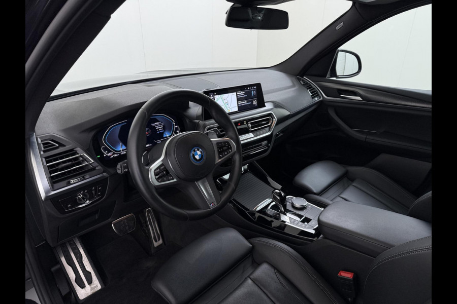 BMW X3 xDrive30e VAN: 40.900,- VOOR: 38.877,- UW WKVOORDEEL: 2.023,-PHEV | M-SPORT| DEALER ONDERHOUDEN| CAMERA| ELEKTRISCHE ACHTERKLEP| APPLE CARPLAY| RIJKLAARPRIJS