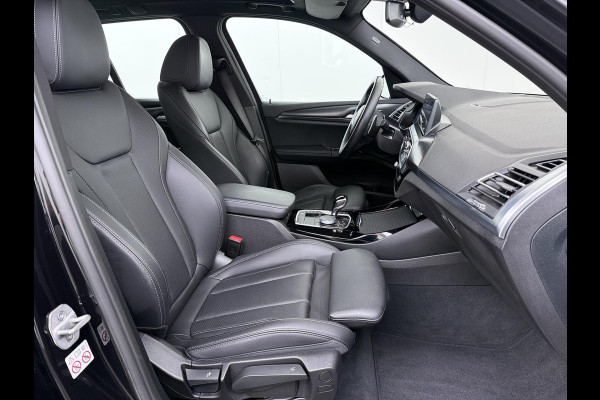 BMW X3 xDrive30e VAN: 40.900,- VOOR: 38.877,- UW WKVOORDEEL: 2.023,-PHEV | M-SPORT| DEALER ONDERHOUDEN| CAMERA| ELEKTRISCHE ACHTERKLEP| APPLE CARPLAY| RIJKLAARPRIJS
